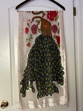 Women's Vintage Floral Peacock Velvet Silk-Blend Shawl